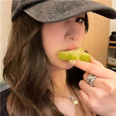 新闻女王国语